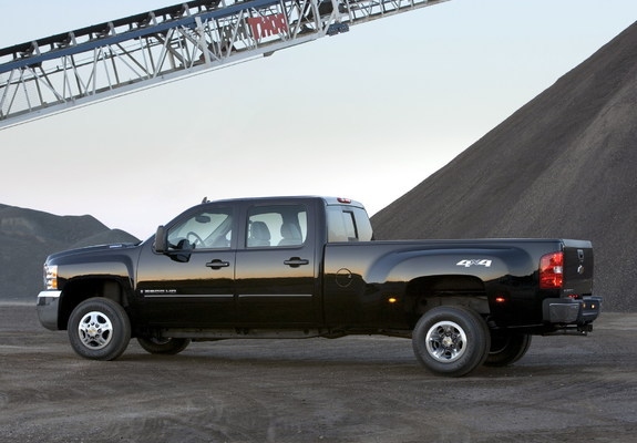 Images of Chevrolet Silverado 3500 HD Crew Cab 2007–10