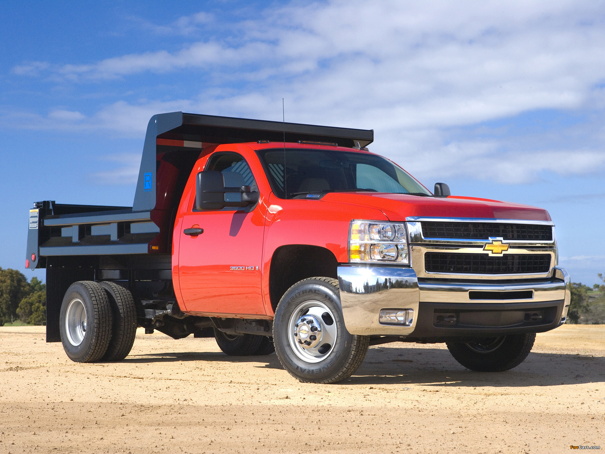 Images of Chevrolet Silverado 3500 HD W/Dump 2007–10 (2048 x 1536)