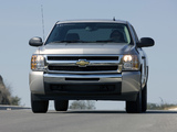 Images of Chevrolet Silverado Hybrid Crew Cab 2008