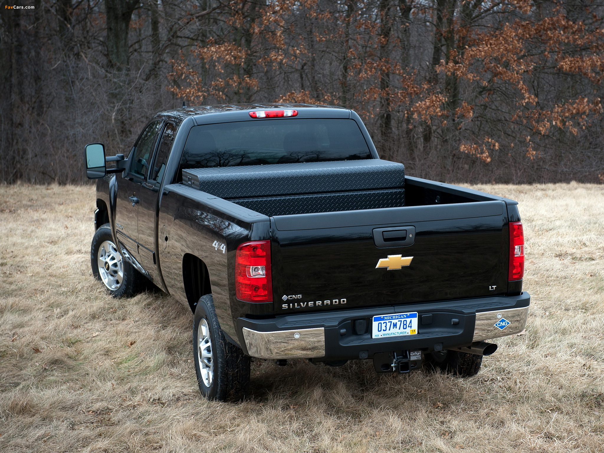 Images of Chevrolet Silverado 2500 HD CNG Extended Cab 2012–13 (2048 x 1536)
