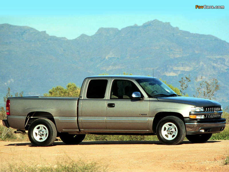 Photos of Chevrolet Silverado Extended Cab 1999–2002 (800 x 600)