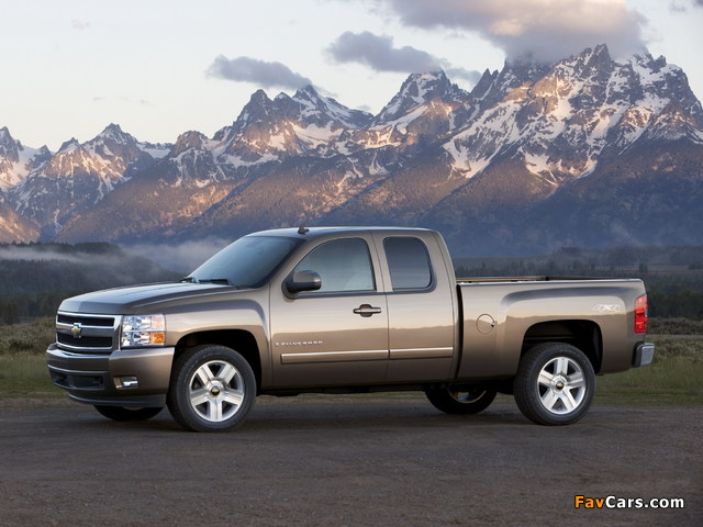 Photos of Chevrolet Silverado Extended Cab 2007–13 (640 x 480)