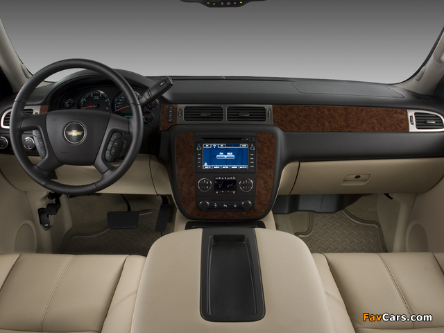 Photos of Chevrolet Silverado 2500 HD Extended Cab 2007–10 (640 x 480)