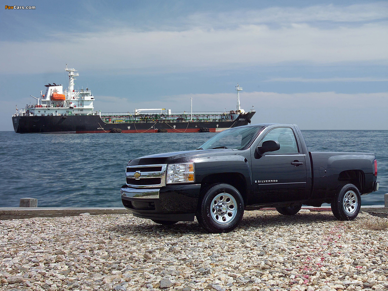 Photos of Chevrolet Silverado Regular Cab 2007–13 (1280 x 960)