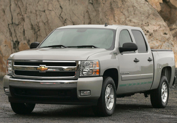 Photos of Chevrolet Silverado Hybrid Crew Cab 2008–13
