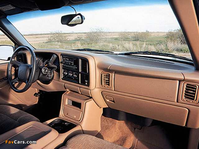 Pictures of Chevrolet Silverado Extended Cab 1999–2002 (640 x 480)