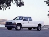 Pictures of Chevrolet Silverado Extended Cab 1999–2002