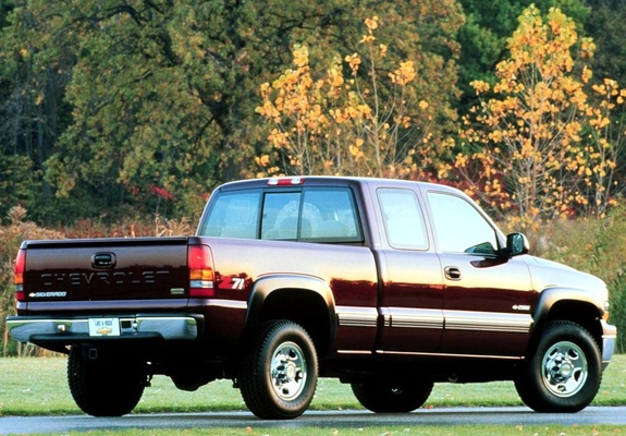 Pictures of Chevrolet Silverado Z71 Extended Cab 1999–2002