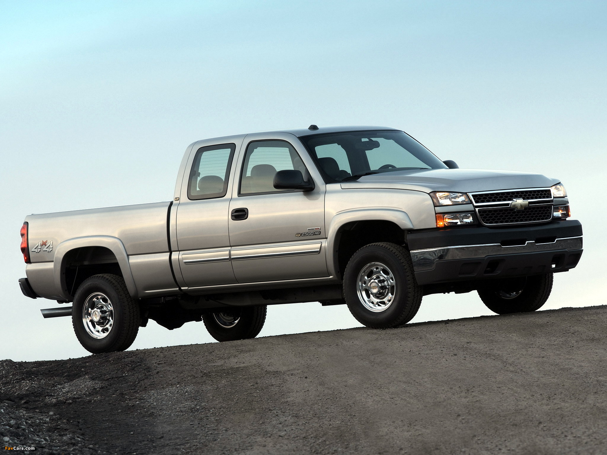 Pictures of Chevrolet Silverado 2500 HD Extended Cab 2002–06 (2048 x 1536)