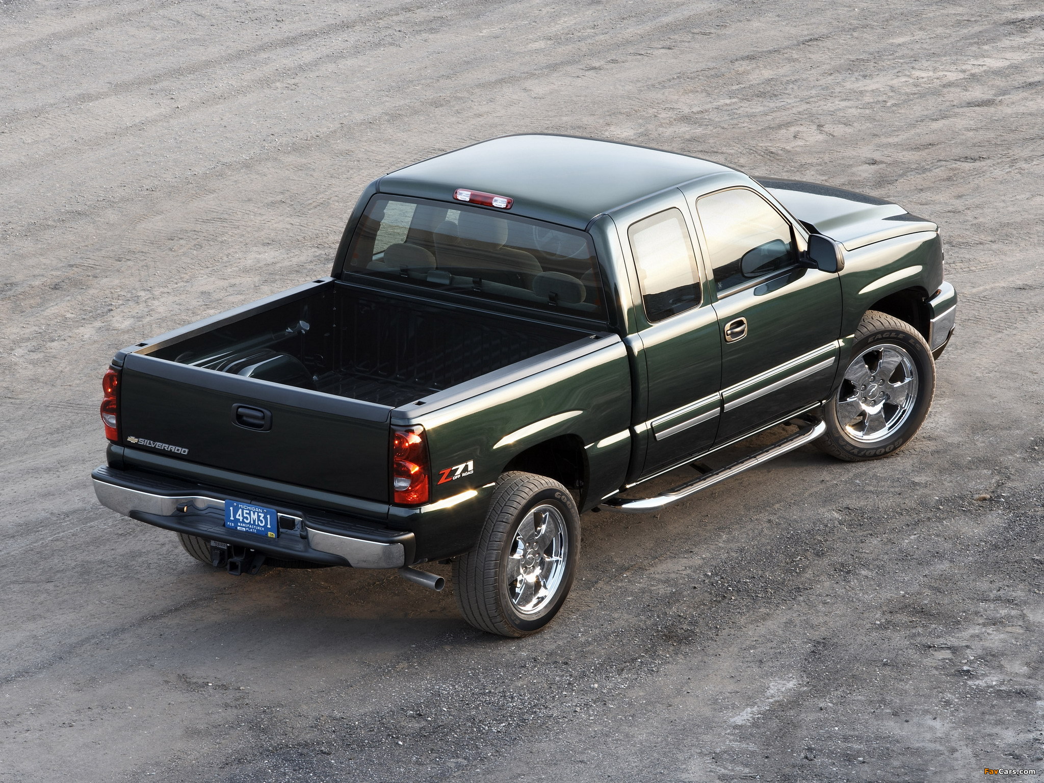 Pictures of Chevrolet Silverado Z71 Extended Cab 2002–07 (2048 x 1536)