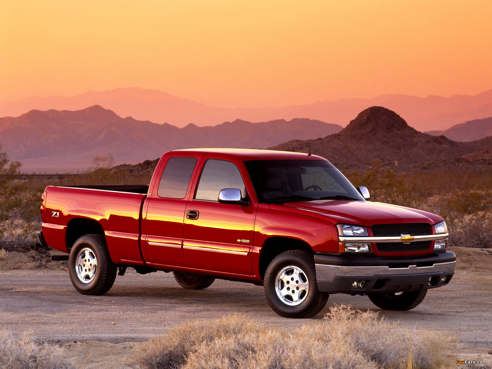 Pictures of Chevrolet Silverado Z71 Extended Cab 2002–07 (1600 x 1200)