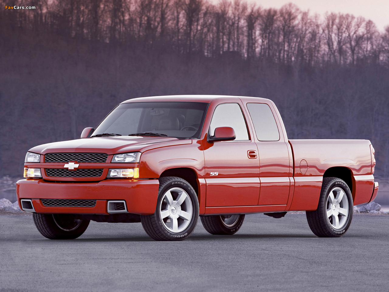 Pictures of Chevrolet Silverado SS Extended Cab 2002–07 (1280 x 960)