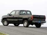 Pictures of Chevrolet Silverado Hybrid Extended Cab 2004–07