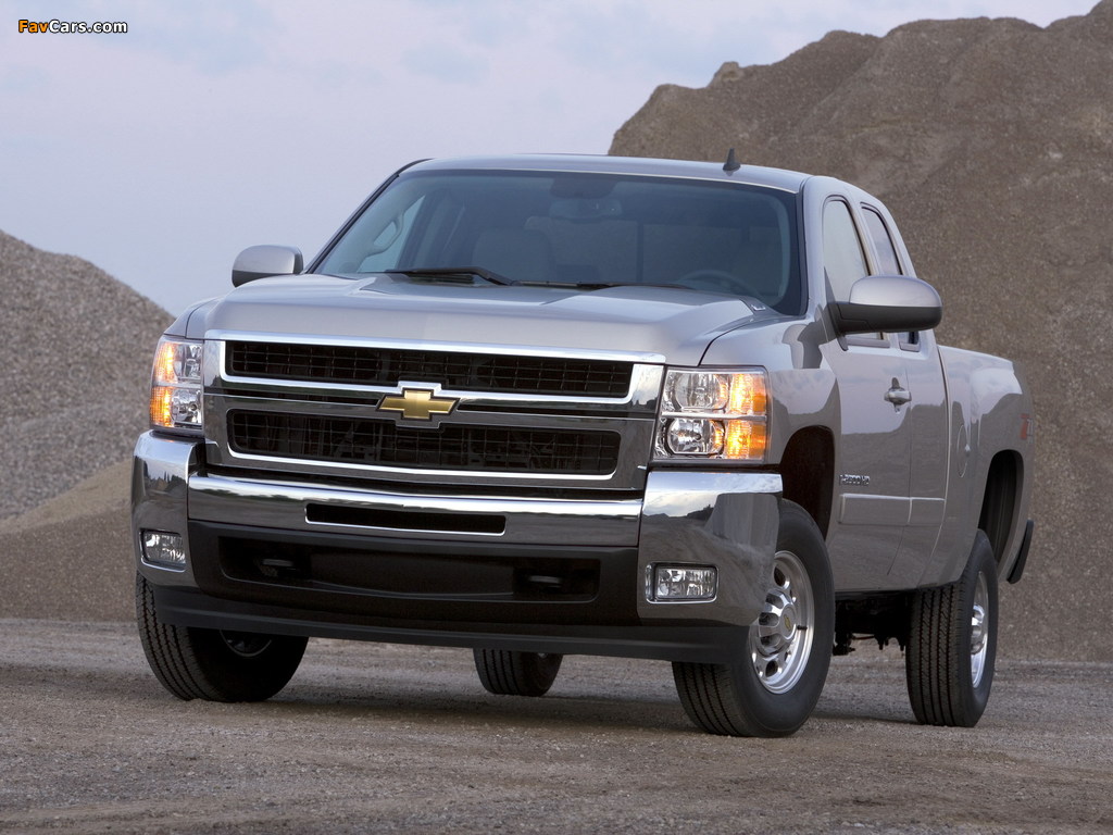Pictures of Chevrolet Silverado 2500 HD Z71 Extended Cab 2006–10 (1024 x 768)
