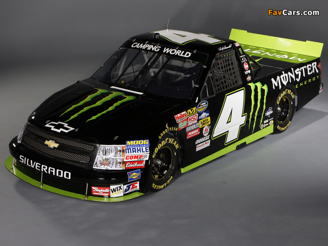 Pictures of Chevrolet Silverado NASCAR Camping World Series Truck 2009 (640 x 480)