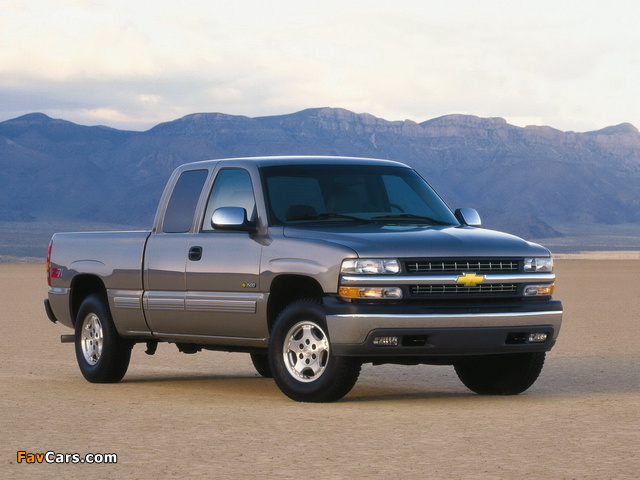 Chevrolet Silverado Z71 Extended Cab 1999–2002 wallpapers (640 x 480)