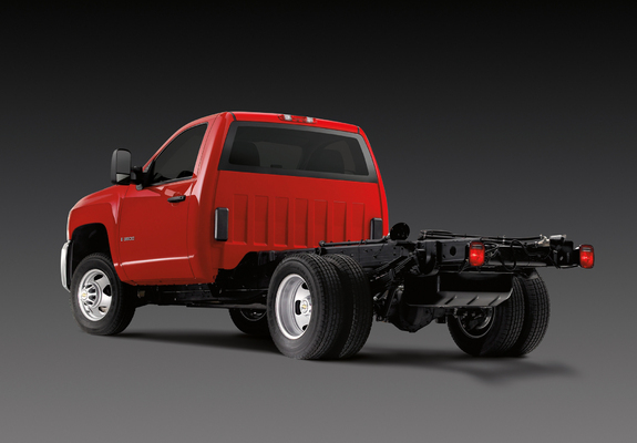 Chevrolet Silverado 3500 HD Chassis Cab 2010–13 wallpapers