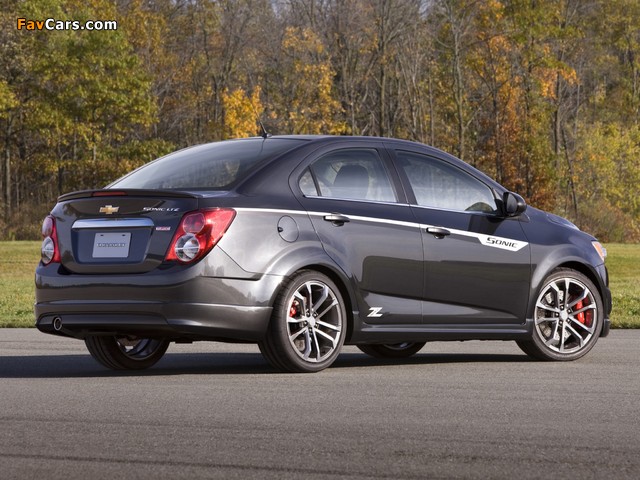 Chevrolet Sonic Z-Spec Sedan Concept 2011 images (640 x 480)