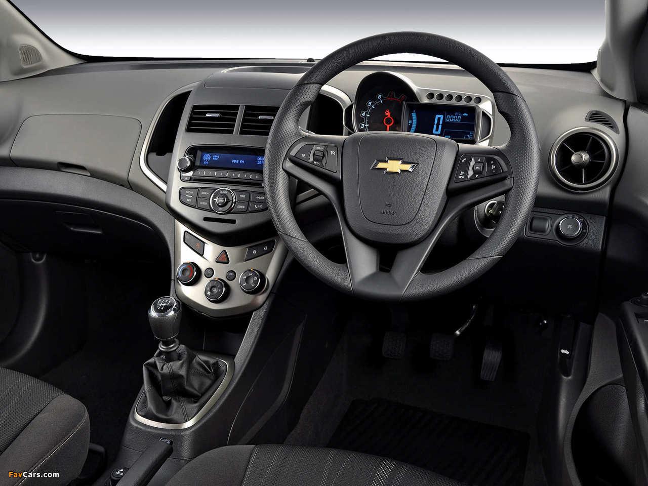 Chevrolet Sonic 5-door ZA-spec 2011 photos (1280 x 960)