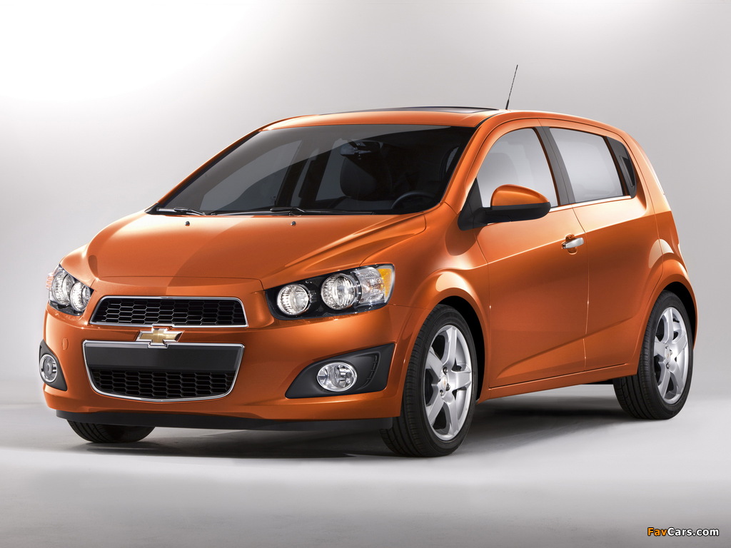 Chevrolet Sonic 5-door 2011 pictures (1024 x 768)