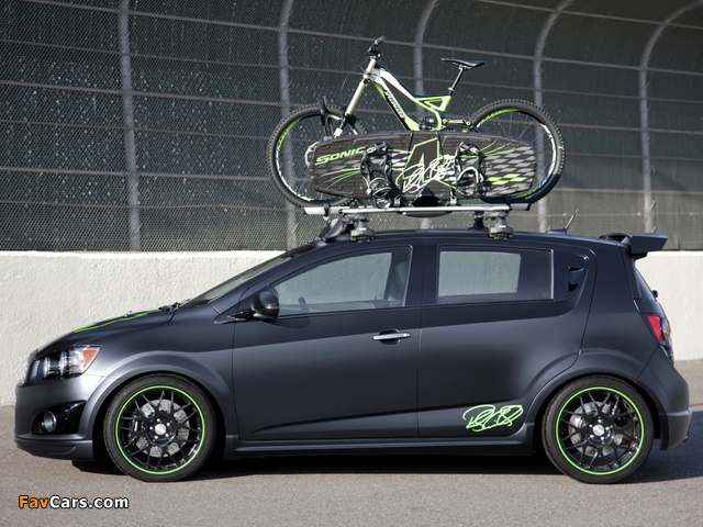 Chevrolet Sonic All Activity Vehicle Concept 2011 pictures (640 x 480)