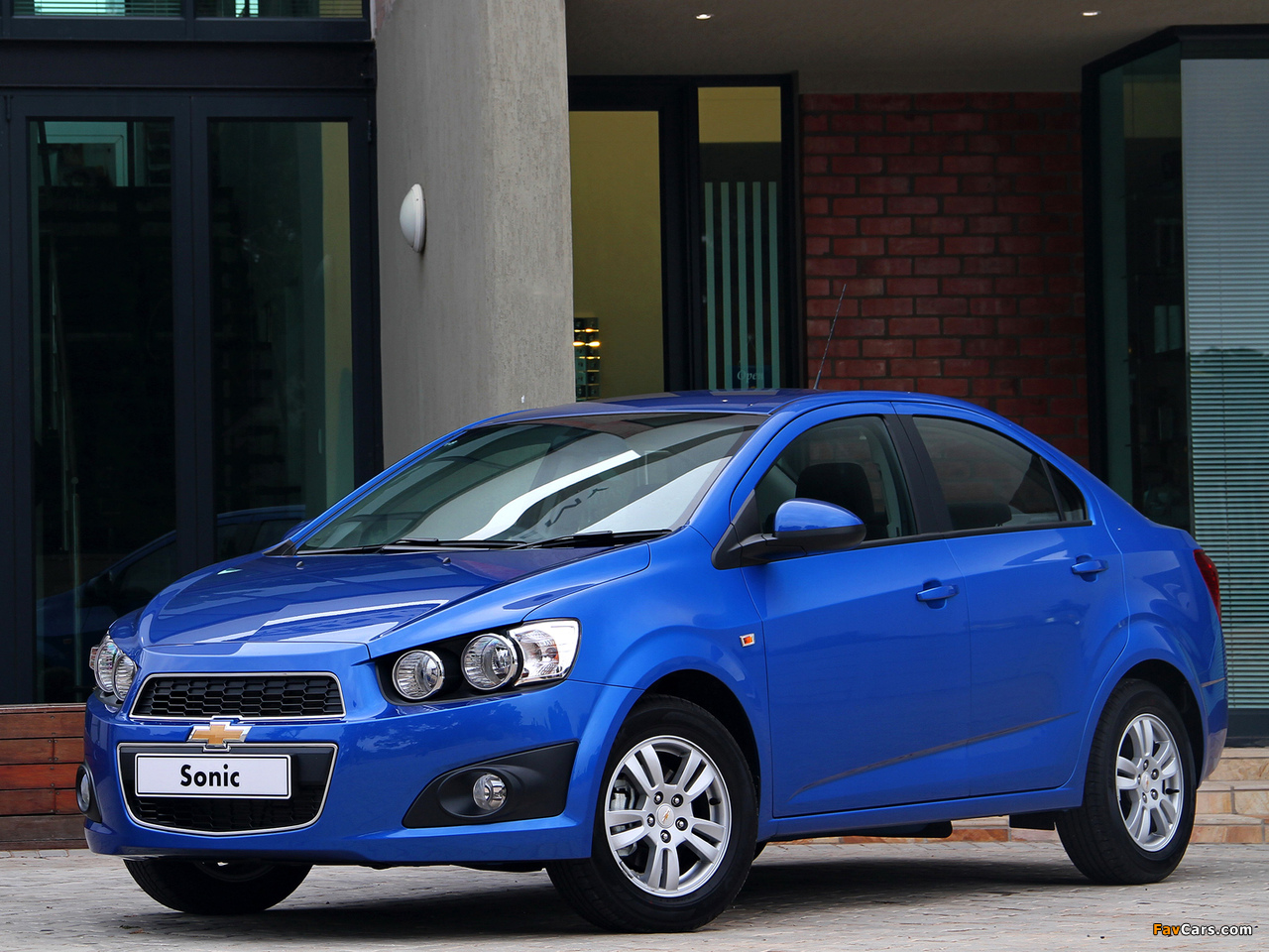 Chevrolet Sonic Sedan ZA-spec 2012 wallpapers (1280 x 960)