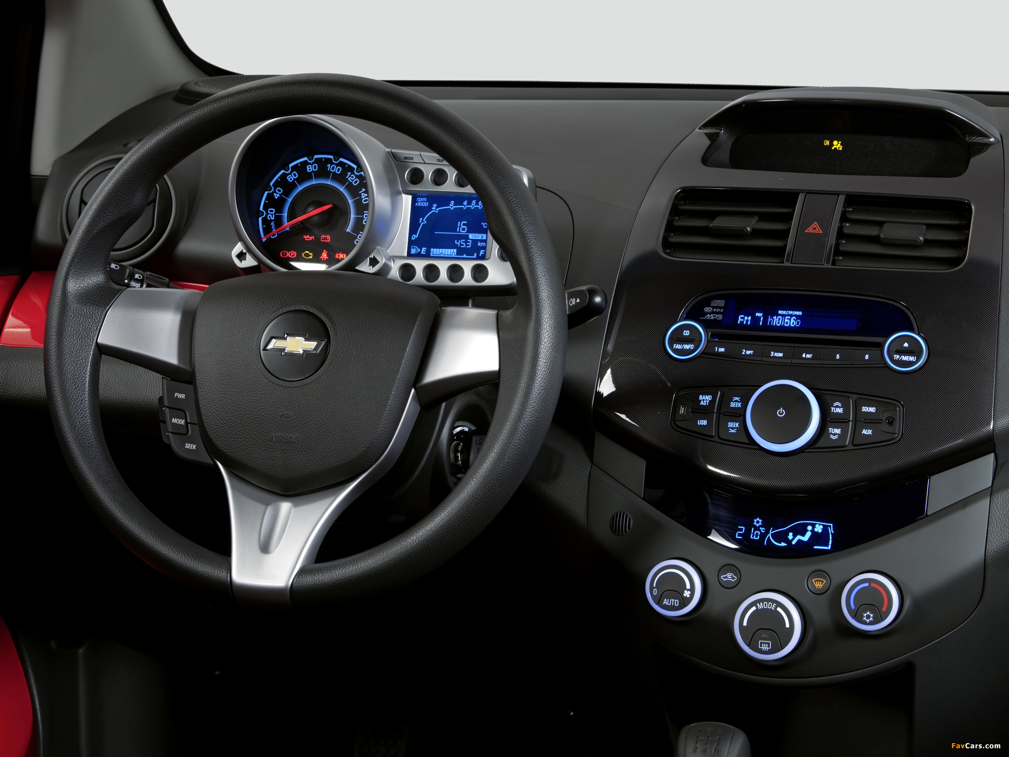 Chevrolet Spark (M300) 2010–13 images (2048 x 1536)