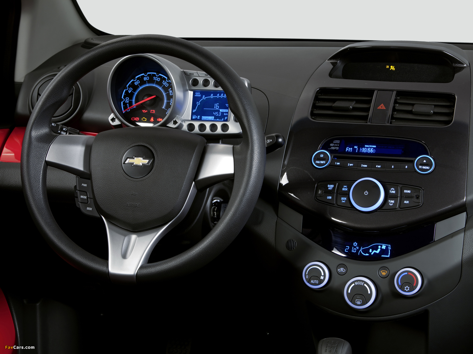 Chevrolet Spark (M300) 2010–13 images (1600 x 1200)