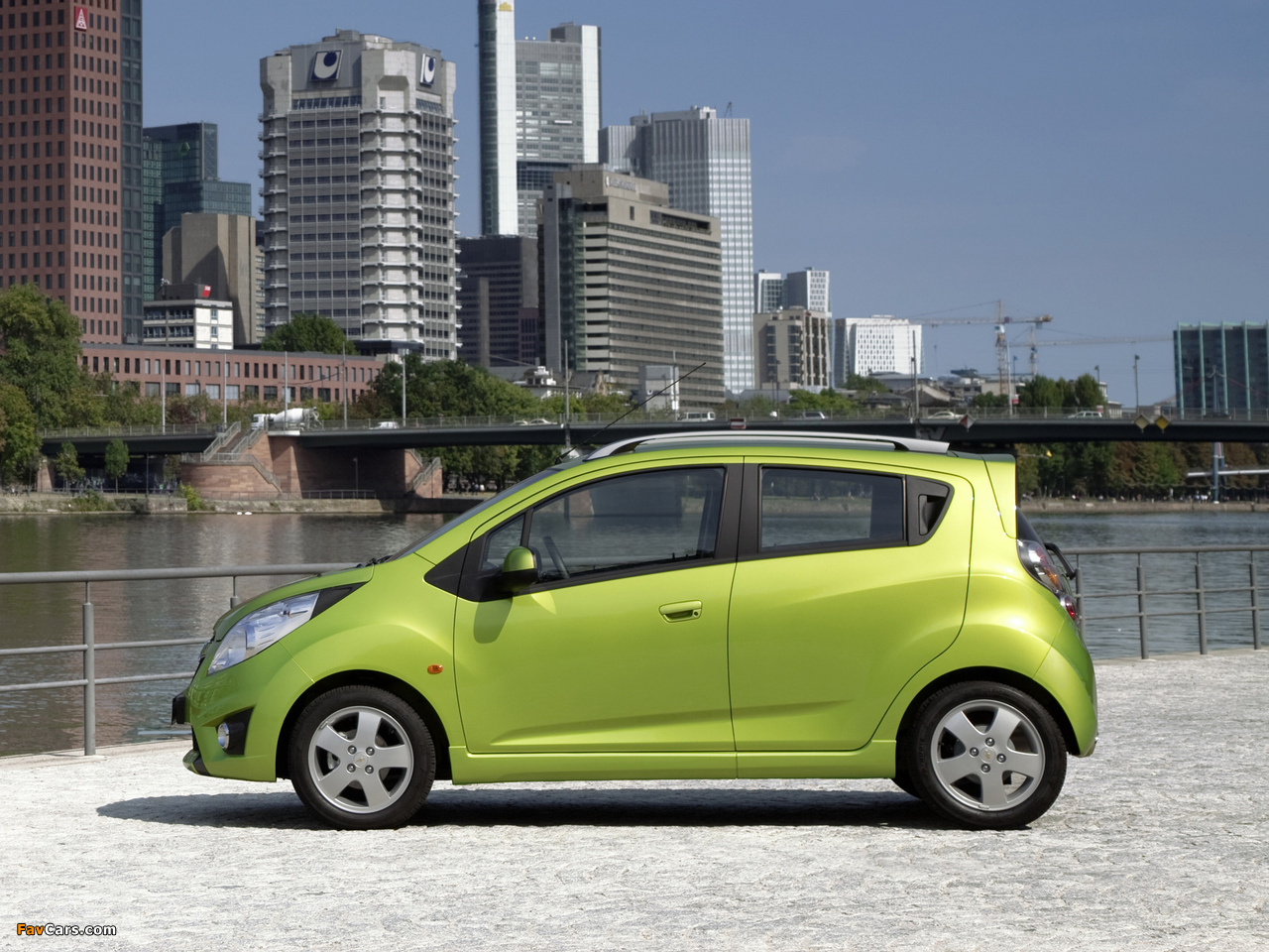 Chevrolet Spark (M300) 2010–13 pictures (1280 x 960)