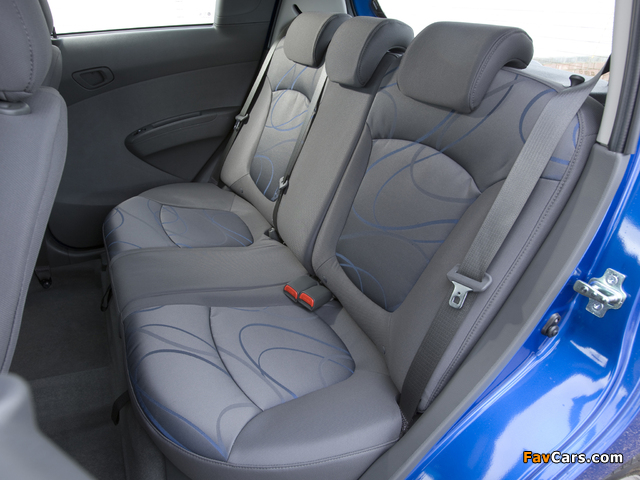 Chevrolet Spark UK-spec (M300) 2011 images (640 x 480)