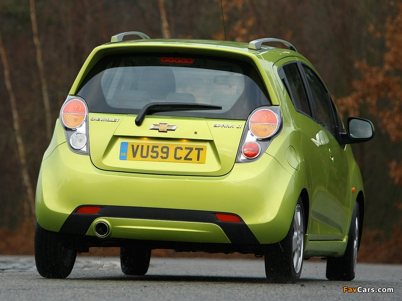 Chevrolet Spark UK-spec (M300) 2011 images (800 x 600)