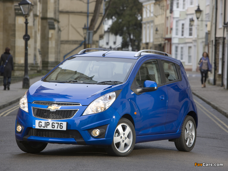 Chevrolet Spark UK-spec (M300) 2011 photos (800 x 600)