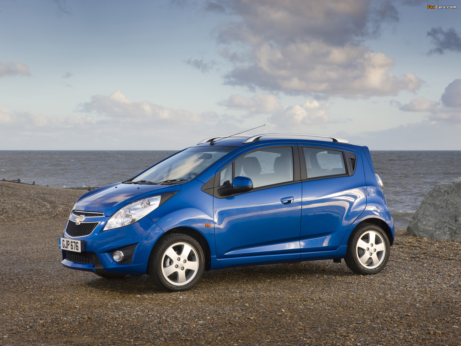 Chevrolet Spark UK-spec (M300) 2011 wallpapers (1600 x 1200)