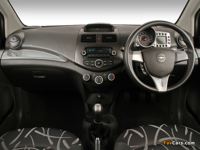 Chevrolet Spark ZA-spec (M300) 2013 pictures (640 x 480)