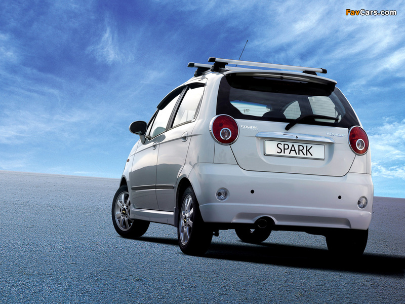 Images of Chevrolet Spark (M200) 2005–07 (800 x 600)