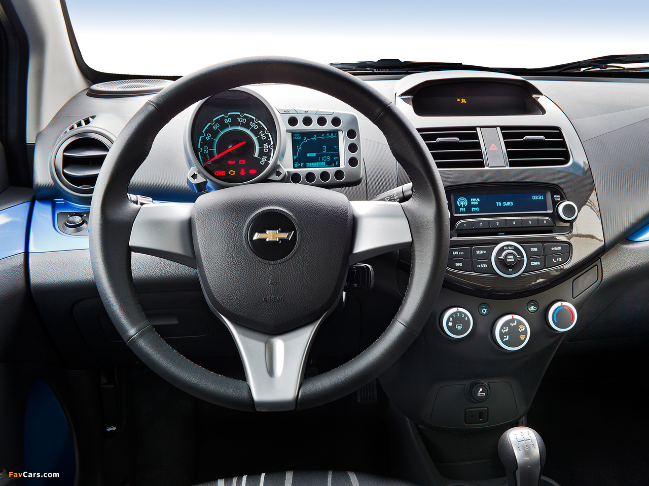 Images of Chevrolet Spark (M300) 2013 (1280 x 960)