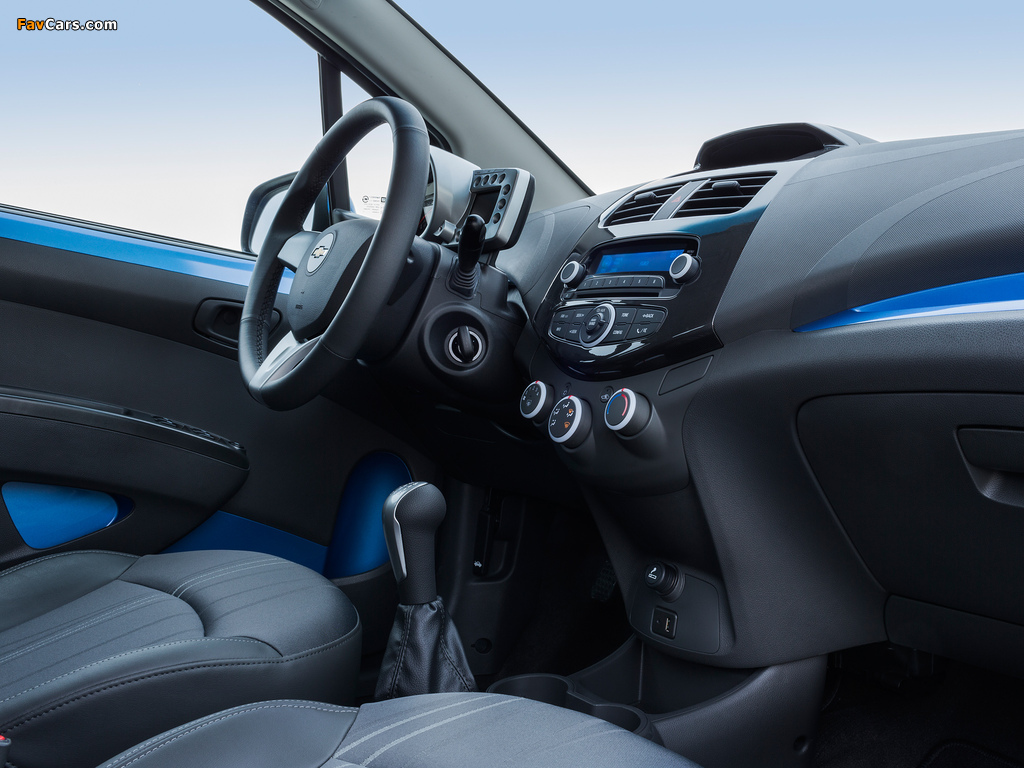 Images of Chevrolet Spark (M300) 2013 (1024 x 768)