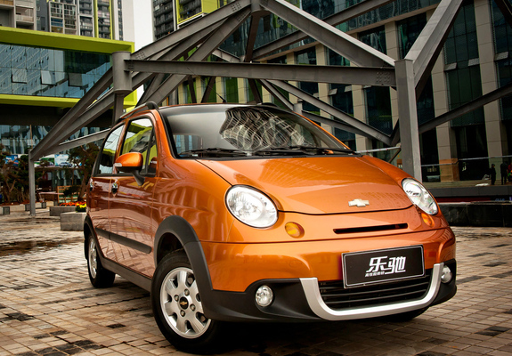 Photos of Chevrolet Spark Cross (M150) 2010–11