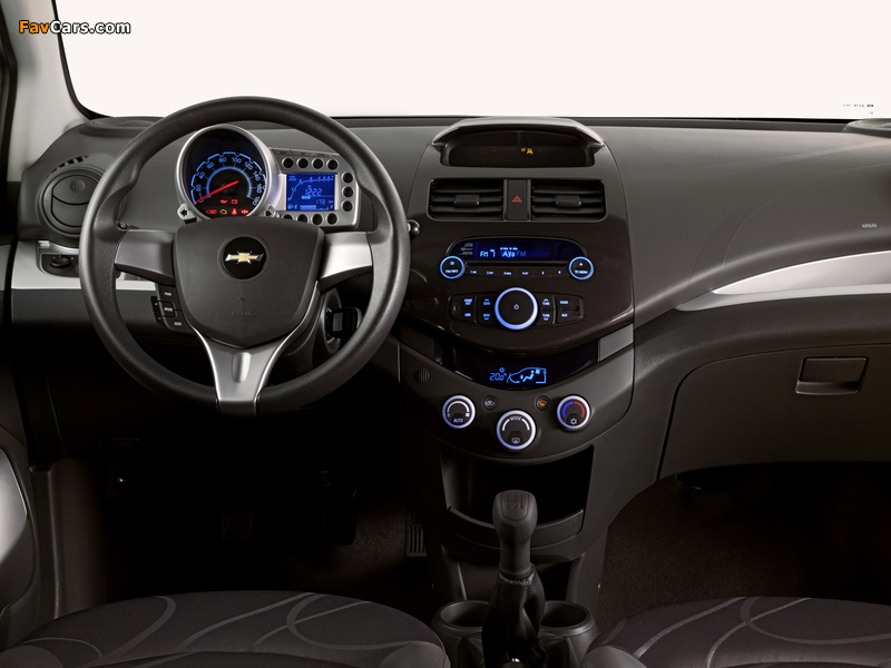 Pictures of Chevrolet Spark (M300) 2010–13 (800 x 600)