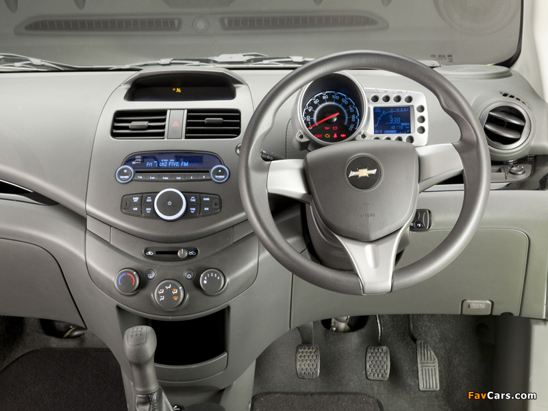 Pictures of Chevrolet Spark ZA-spec (M300) 2010–13 (800 x 600)