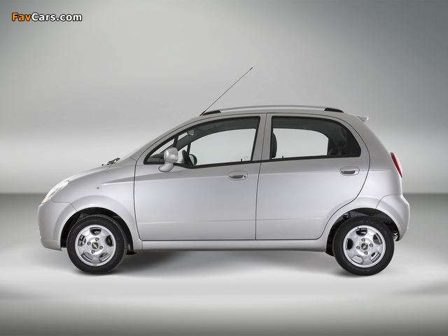 Chevrolet Spark (M200) 2005–07 wallpapers (640 x 480)