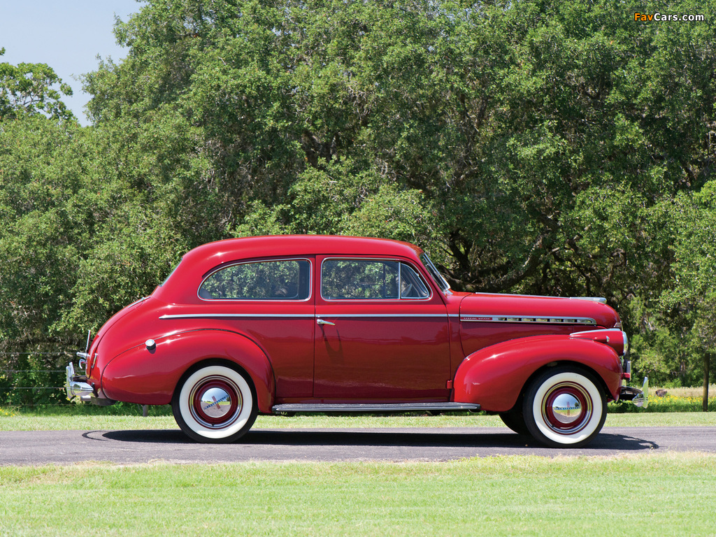 Chevrolet Special DeLuxe Town Sedan (KA-2102) 1940 pictures (1024 x 768)