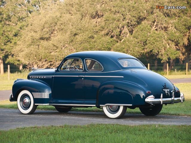 Chevrolet Special DeLuxe 5-passenger Coupe (AH) 1941 images (640 x 480)