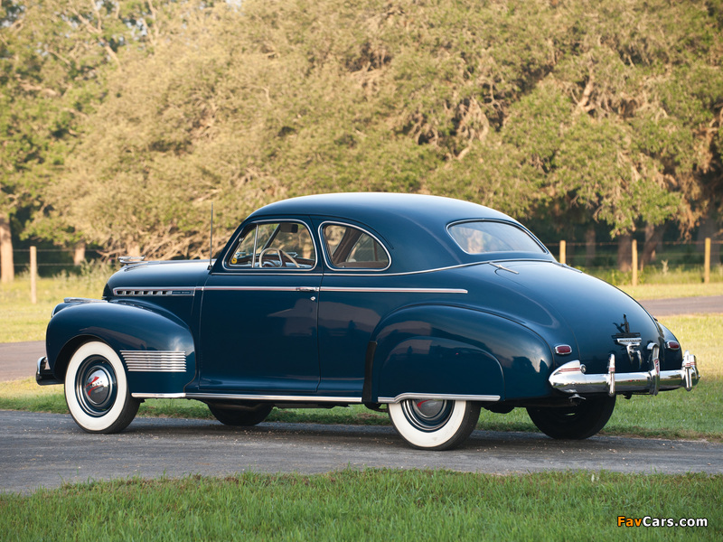 Chevrolet Special DeLuxe 5-passenger Coupe (AH) 1941 images (800 x 600)