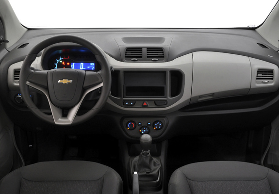 Chevrolet Spin 2012 images
