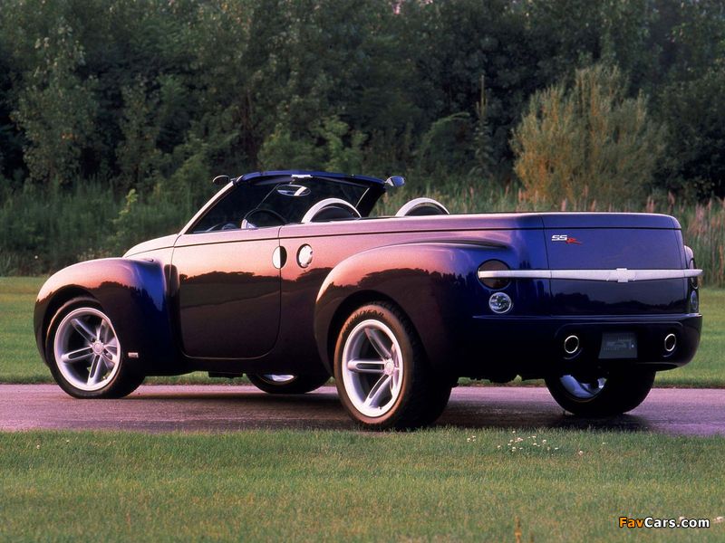 Chevrolet SSR Concept 2000 images (800 x 600)