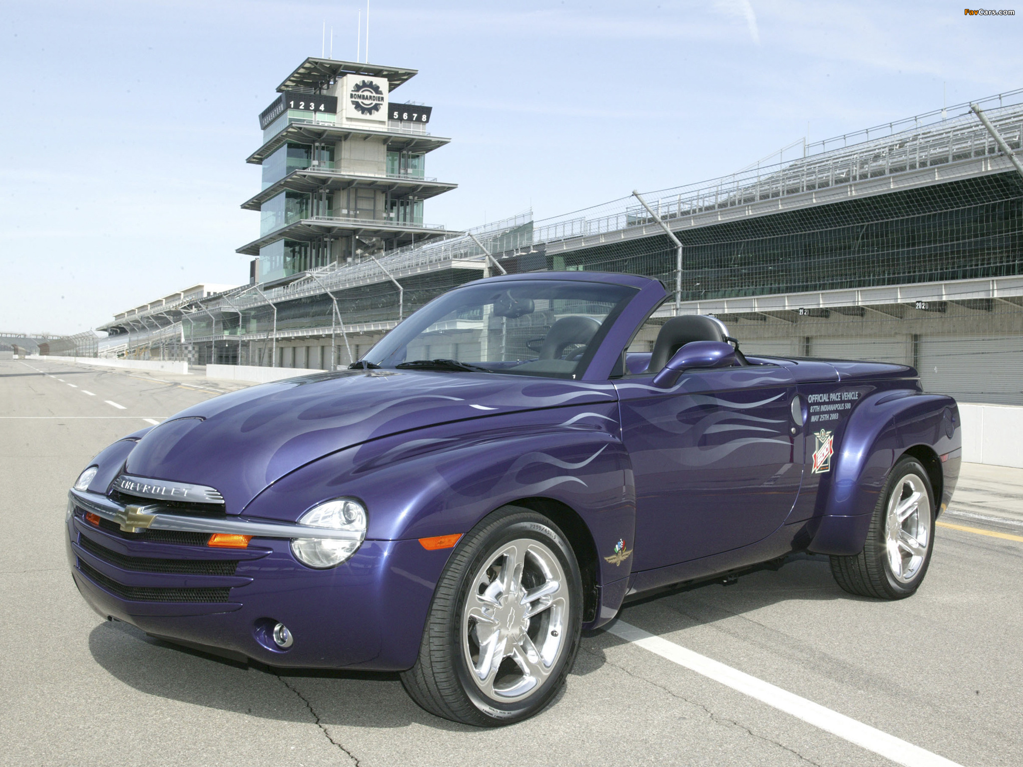 Chevrolet SSR Indy 500 Pace Car 2003 wallpapers (2048 x 1536)