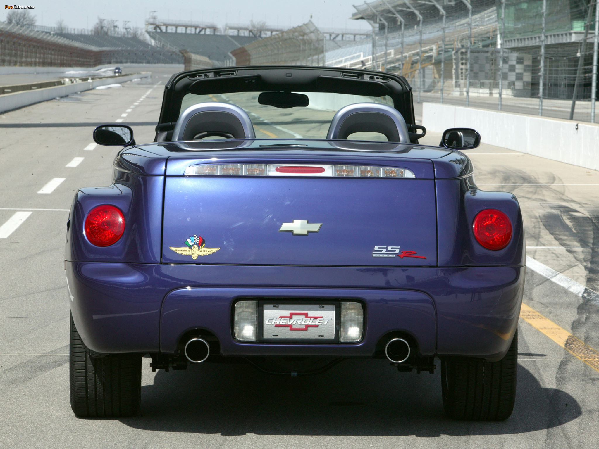 Chevrolet SSR Indy 500 Pace Car 2003 wallpapers (2048 x 1536)