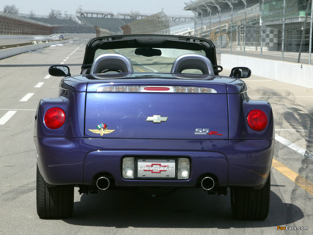 Chevrolet SSR Indy 500 Pace Car 2003 wallpapers (1024 x 768)