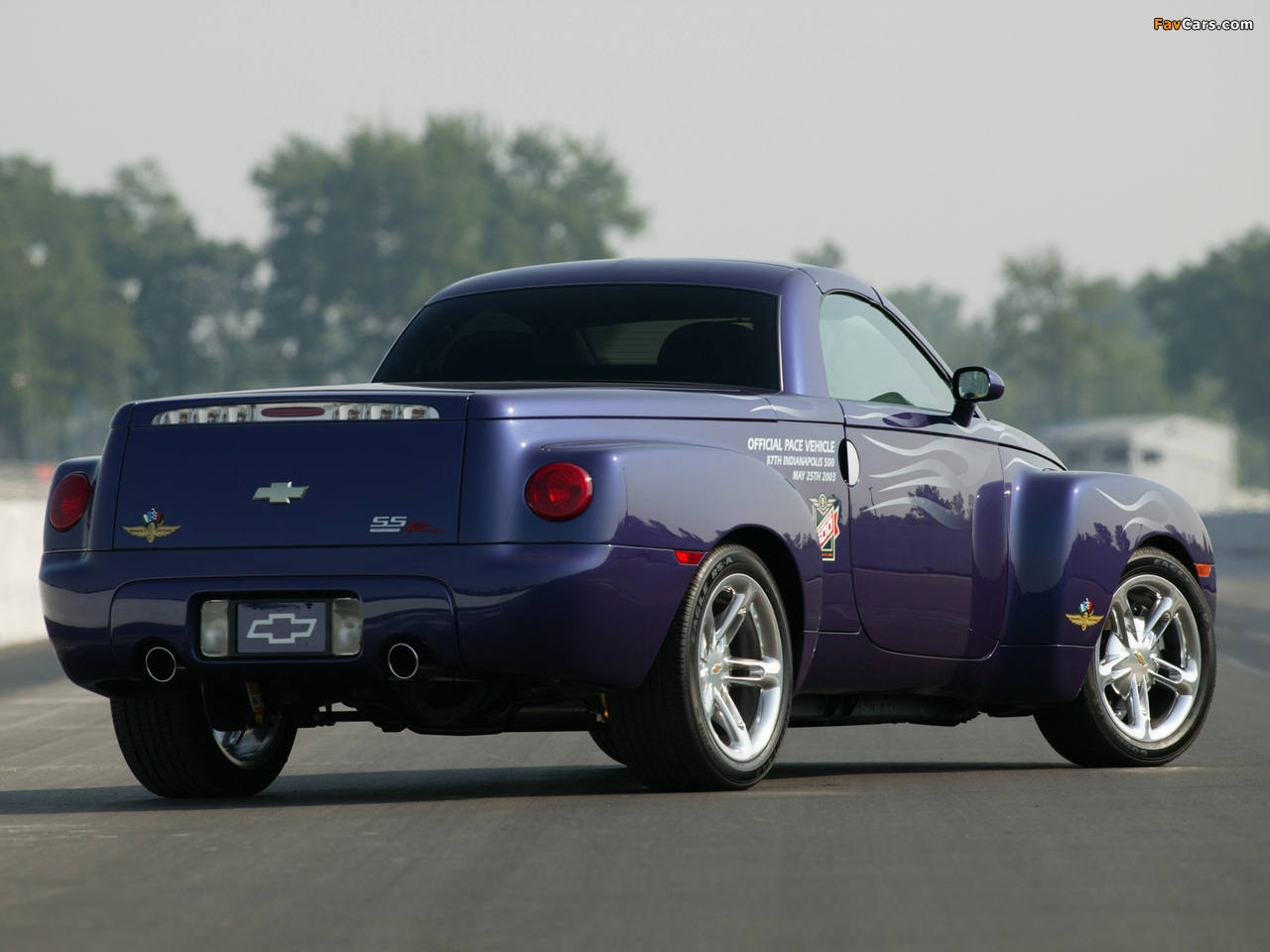 Chevrolet SSR Indy 500 Pace Car 2003 wallpapers (1280 x 960)